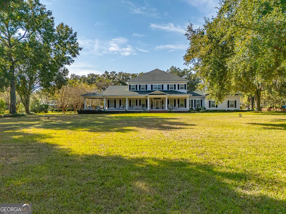 300 Elliott RD Waynesville, GA 31566