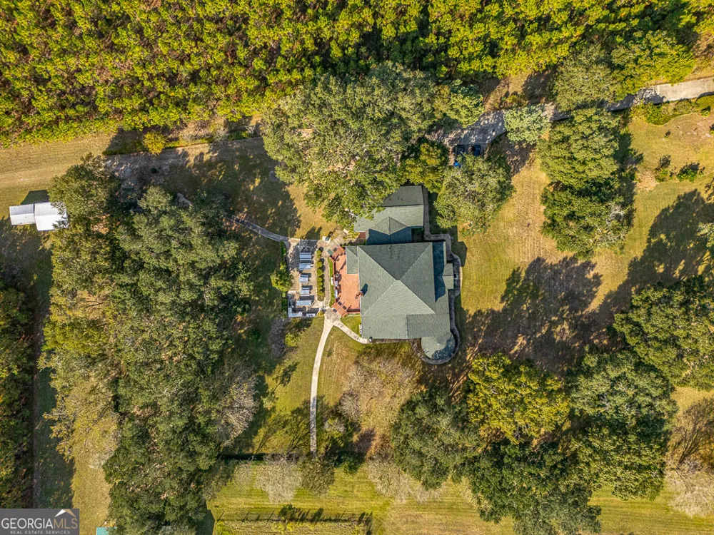 300 Elliott RD Waynesville, GA 31566