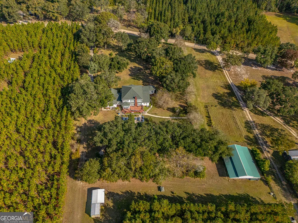 300 Elliott RD Waynesville, GA 31566