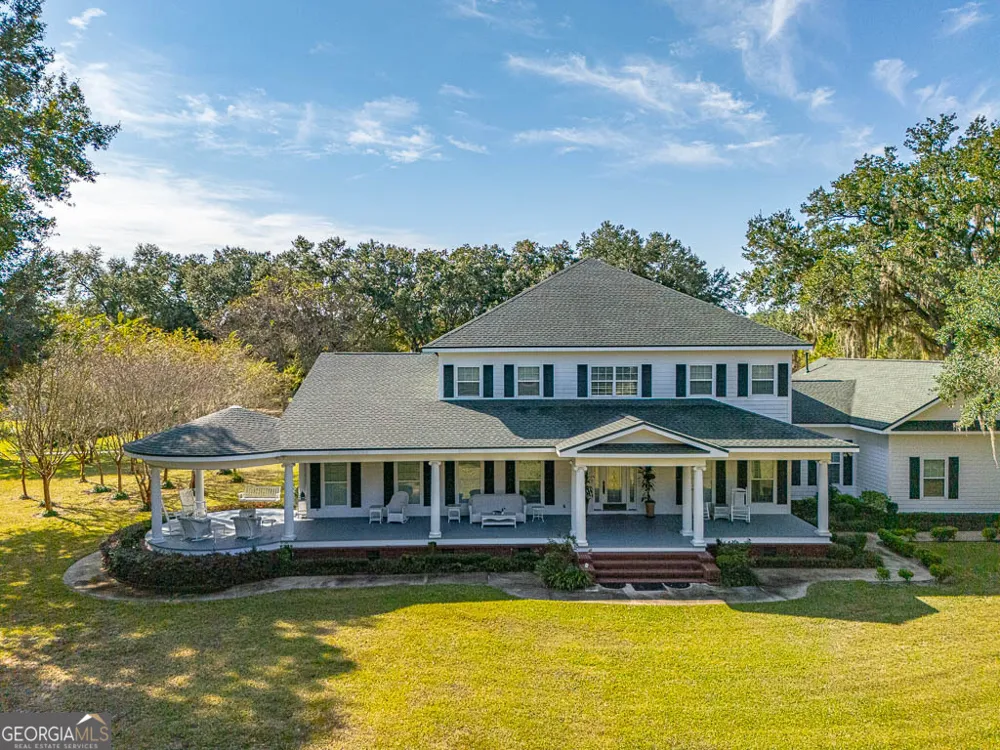 300 Elliott RD Waynesville, GA 31566