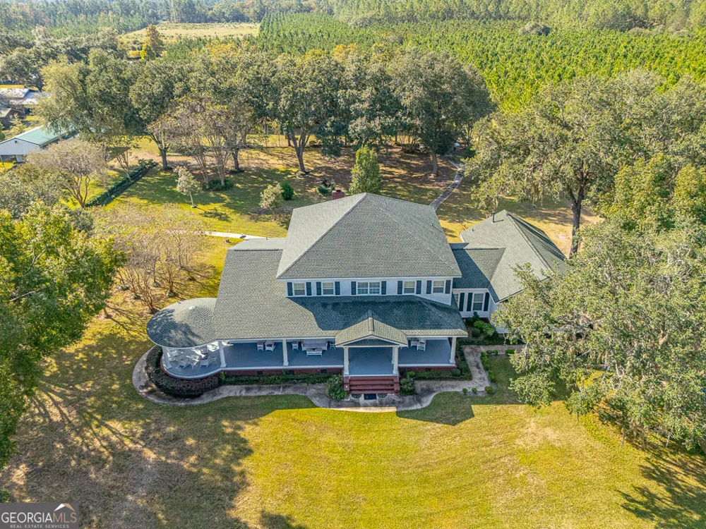 300 Elliott RD Waynesville, GA 31566