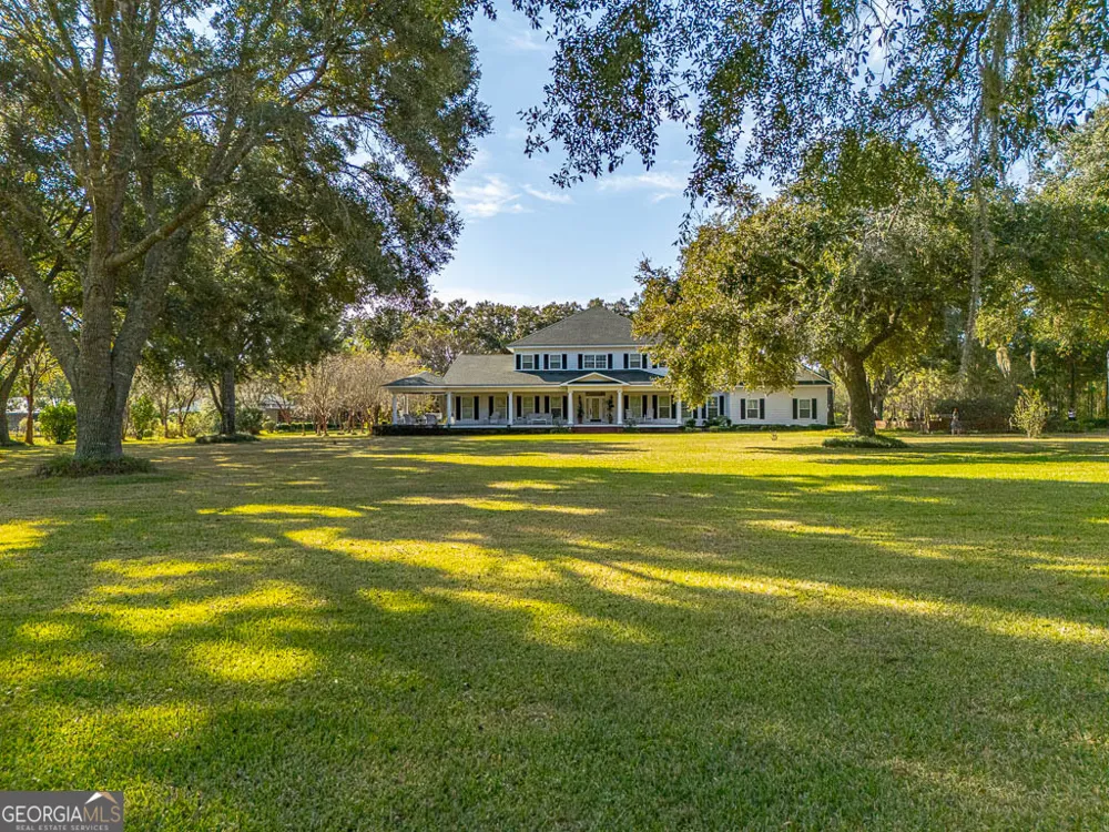 300 Elliott RD Waynesville, GA 31566
