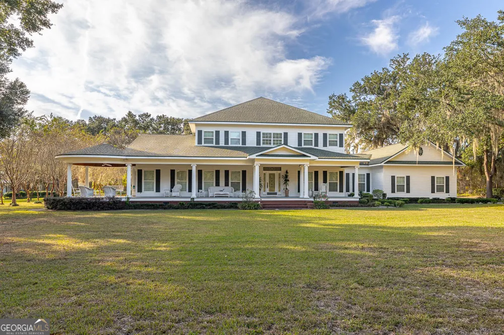 300 Elliott RD Waynesville, GA 31566