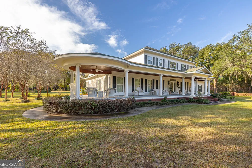 300 Elliott RD Waynesville, GA 31566