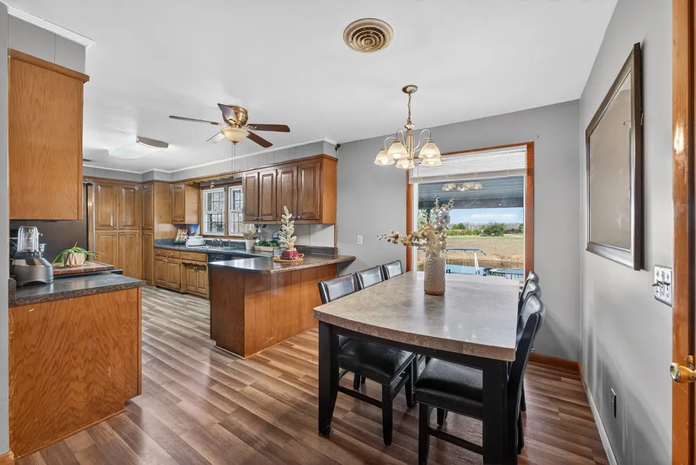 2191 Highway 100 Centerville, TN 37033