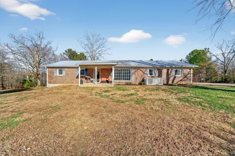 2191 Highway 100