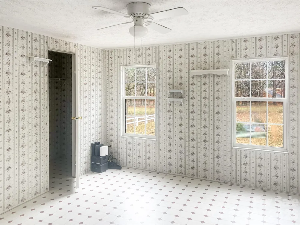 205 W Haywood Lane Mount Gilead, NC 27306