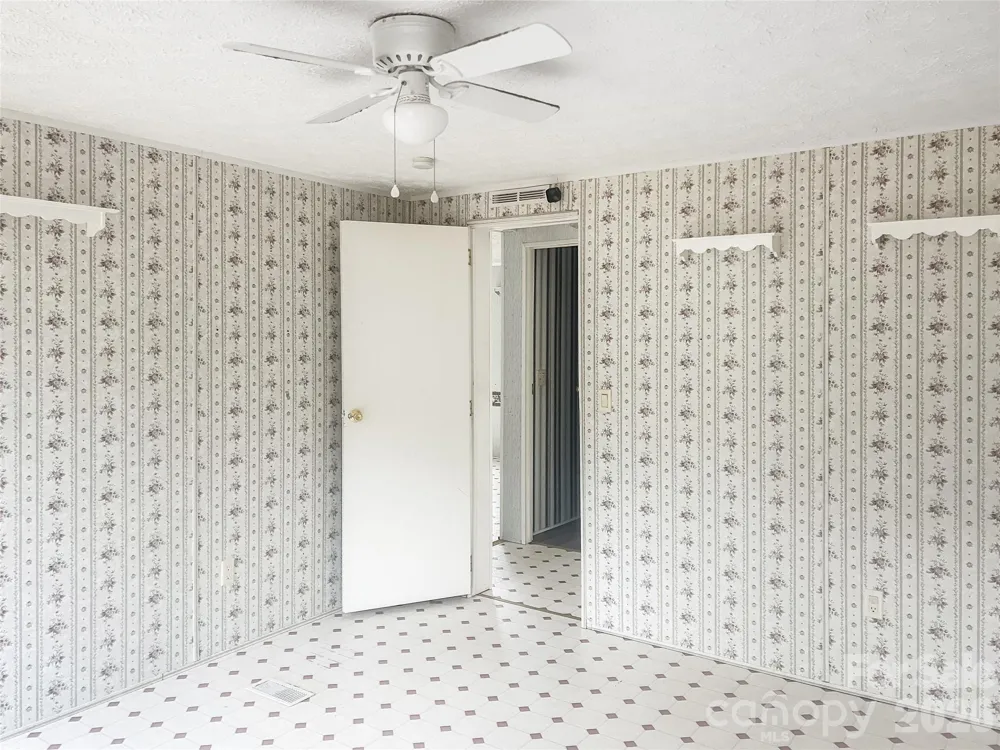 205 W Haywood Lane Mount Gilead, NC 27306