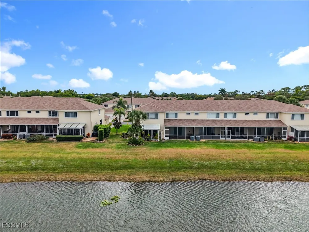 Broadhurst Loop #306 Fort Myers, FL 33919