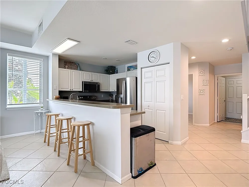 Broadhurst Loop #306 Fort Myers, FL 33919
