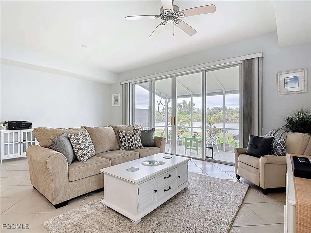 Broadhurst Loop #306 Fort Myers, FL 33919