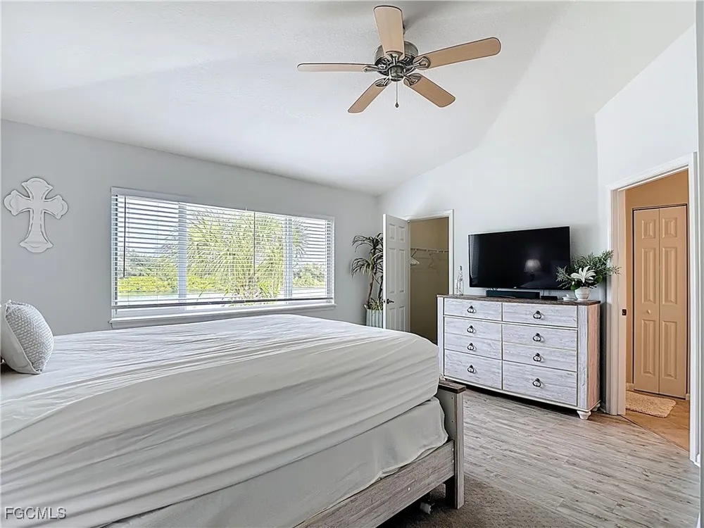 Broadhurst Loop #306 Fort Myers, FL 33919