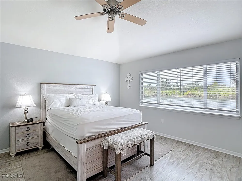 Broadhurst Loop #306 Fort Myers, FL 33919