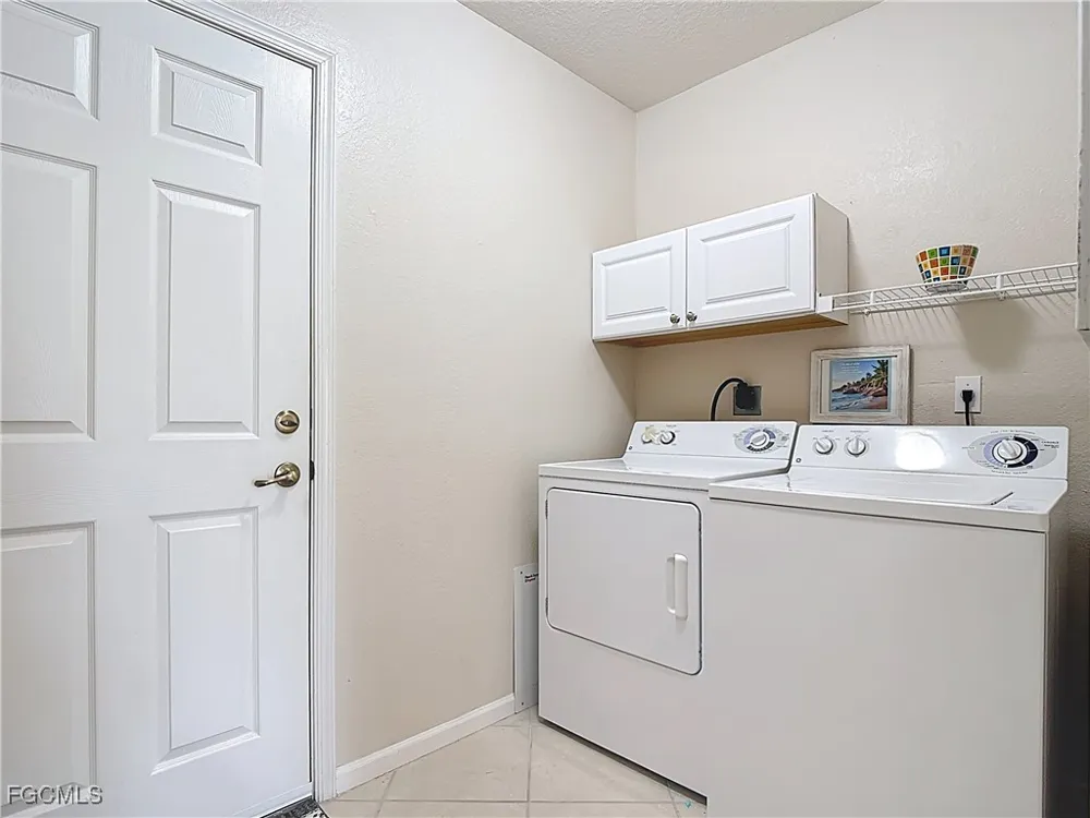 Broadhurst Loop #306 Fort Myers, FL 33919