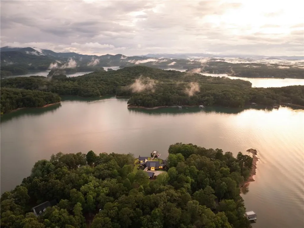 725 Rocky Point Drive Morganton, GA 30560