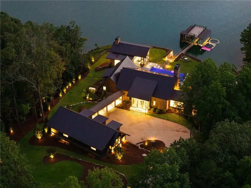 725 Rocky Point Drive Morganton, GA 30560