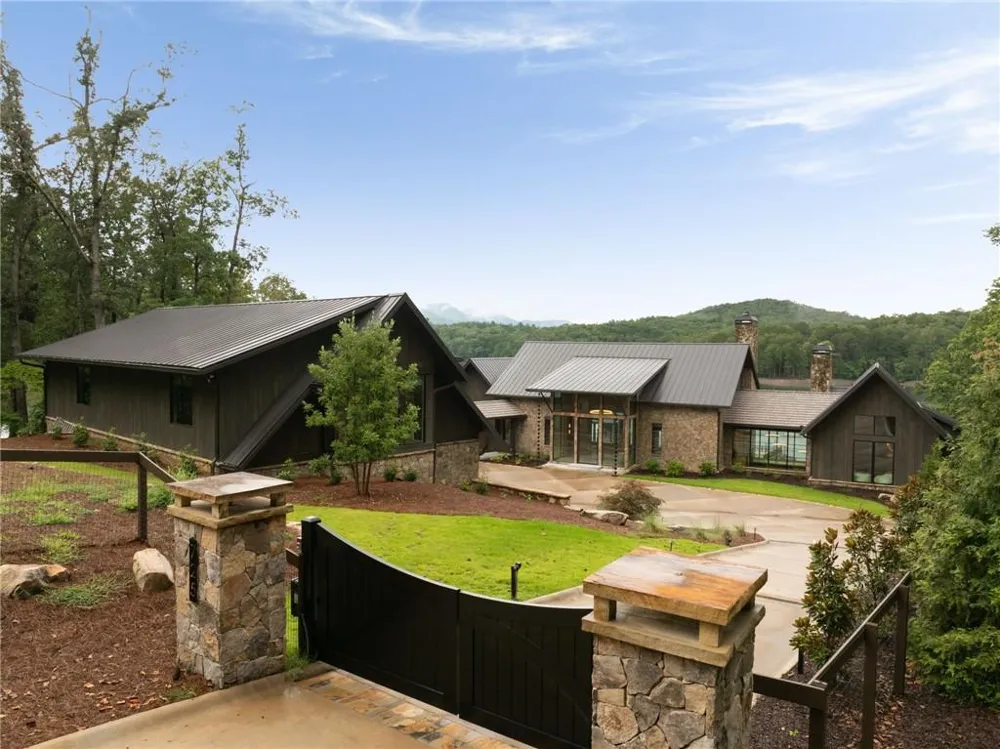 725 Rocky Point Drive Morganton, GA 30560