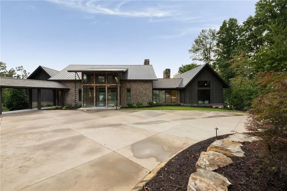 725 Rocky Point Drive Morganton, GA 30560