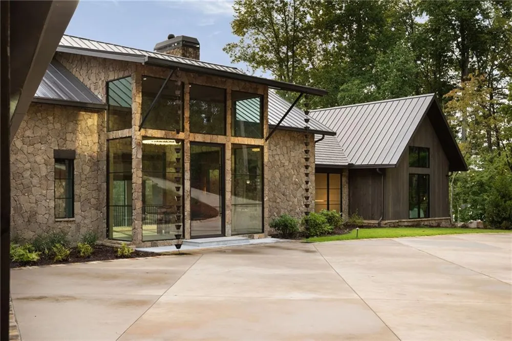 725 Rocky Point Drive Morganton, GA 30560