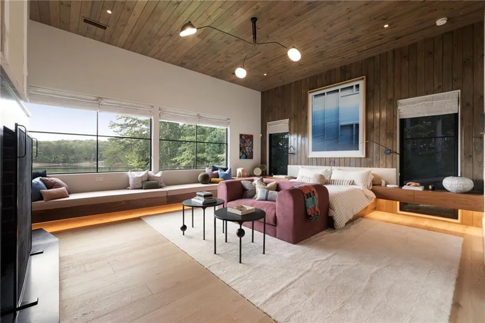 725 Rocky Point Drive Morganton, GA 30560