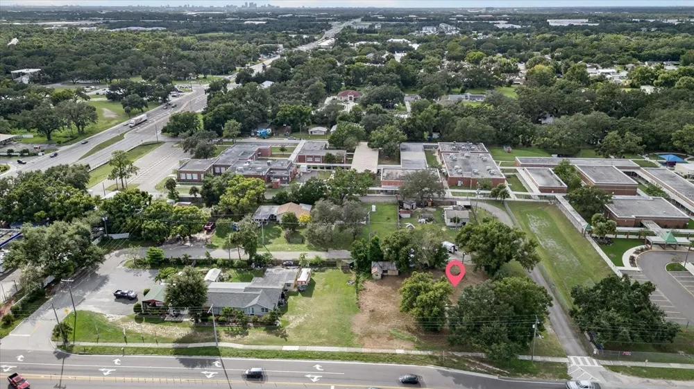 4020 579 HIGHWAY Seffner, FL 33584