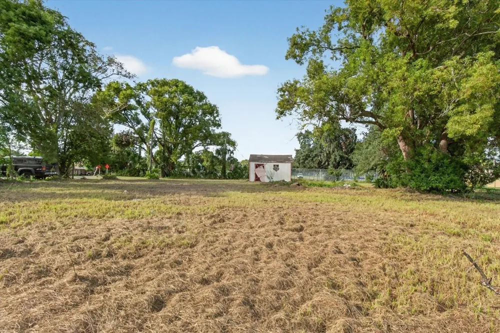 4020 579 HIGHWAY Seffner, FL 33584