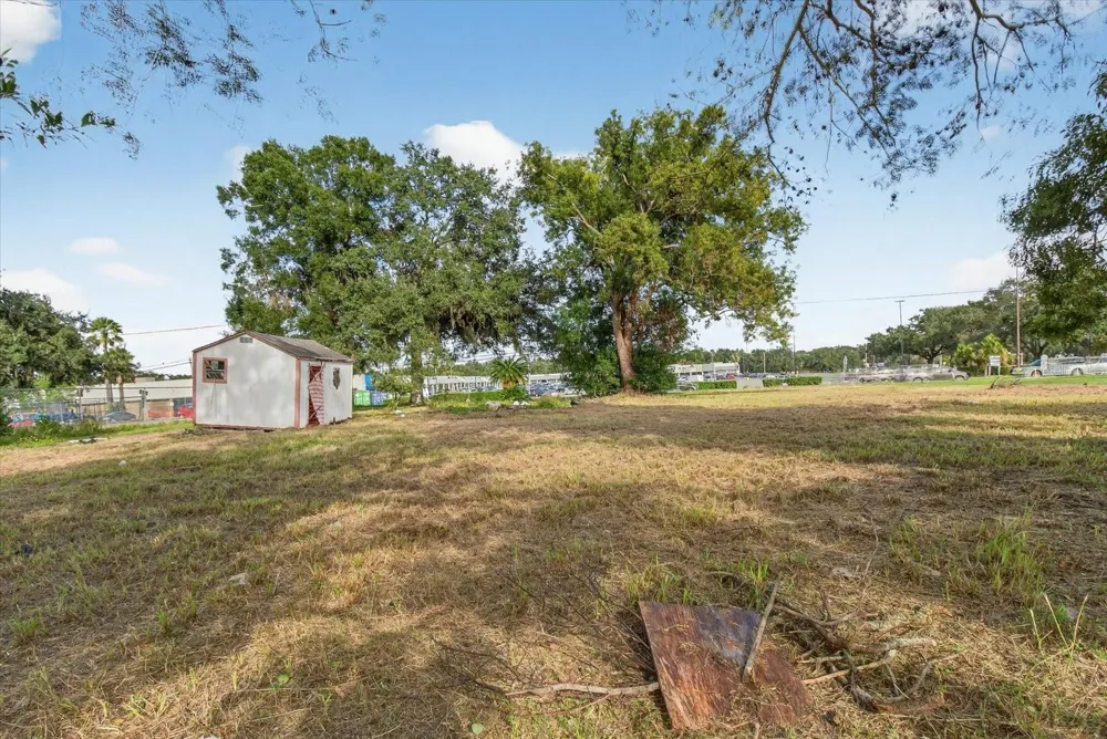 4020 579 HIGHWAY Seffner, FL 33584