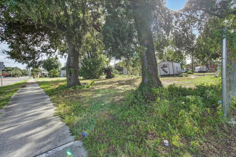 4020 579 HIGHWAY Seffner, FL 33584