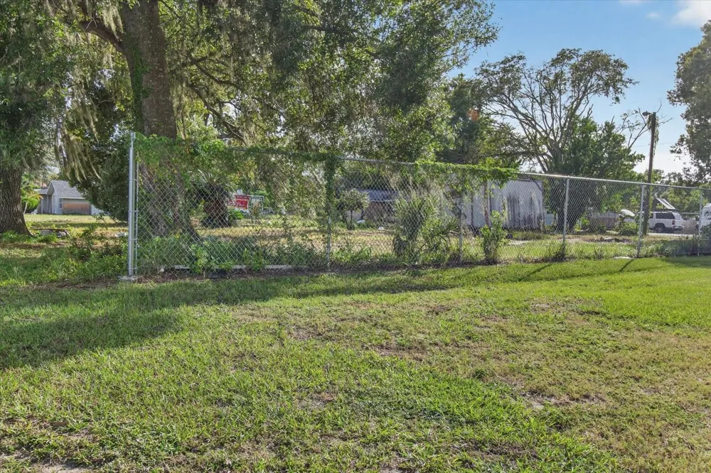 4020 579 HIGHWAY Seffner, FL 33584