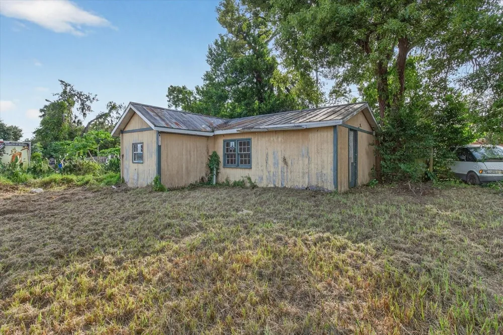 4020 579 HIGHWAY Seffner, FL 33584