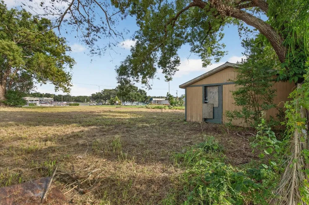 4020 579 HIGHWAY Seffner, FL 33584
