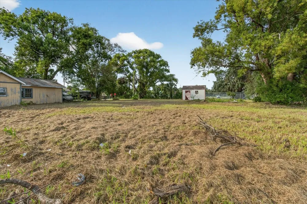4020 579 HIGHWAY Seffner, FL 33584