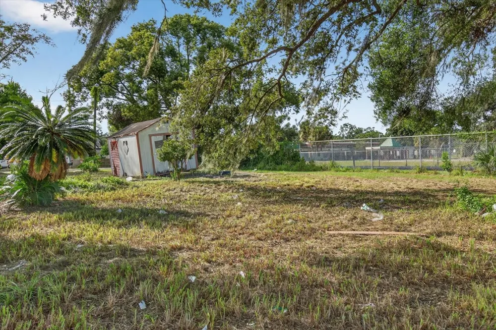 4020 579 HIGHWAY Seffner, FL 33584