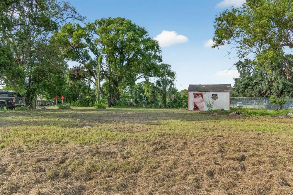 4020 579 HIGHWAY Seffner, FL 33584