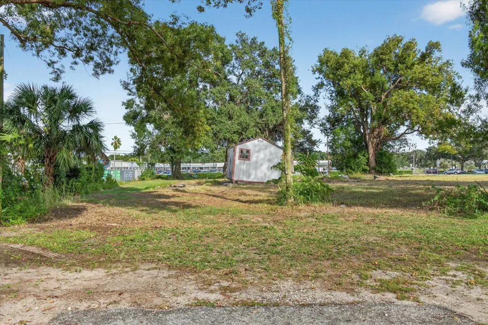 4020 579 HIGHWAY Seffner, FL 33584