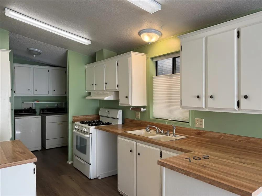 5277 Hwy 49 #207 Mariposa, CA 95338