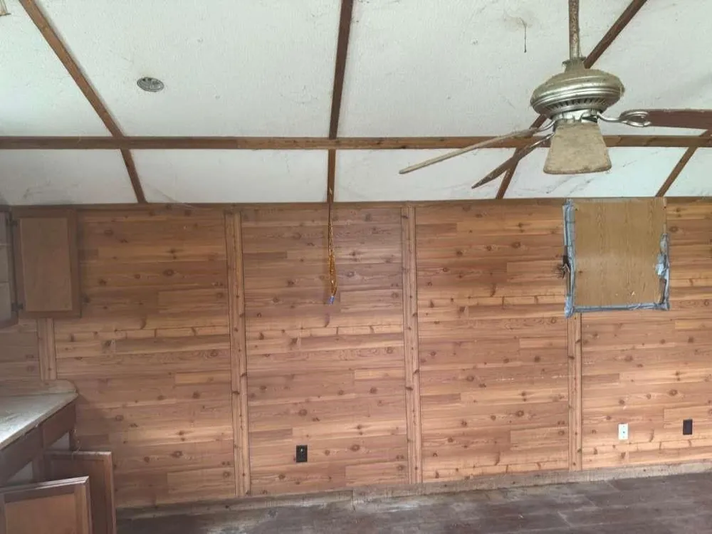 826 Avenue C Sinton, TX 78387