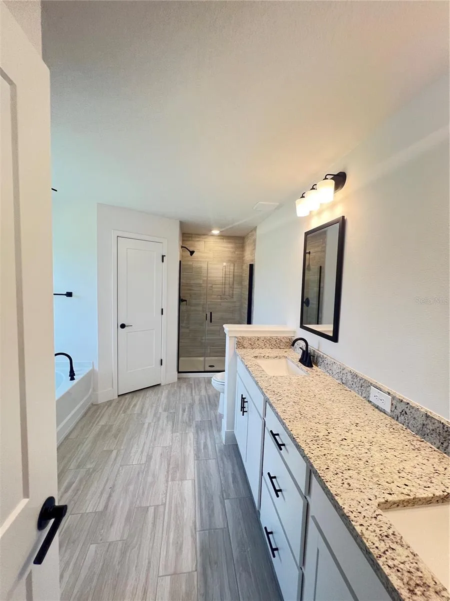 37041 HIDDEN VIEW CIRCLE Dade City, FL 33523