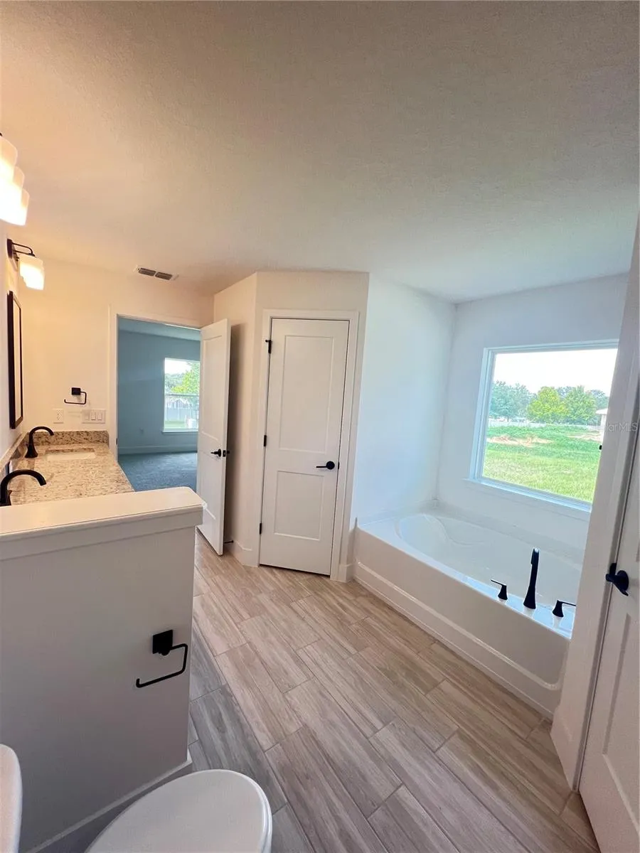 37041 HIDDEN VIEW CIRCLE Dade City, FL 33523