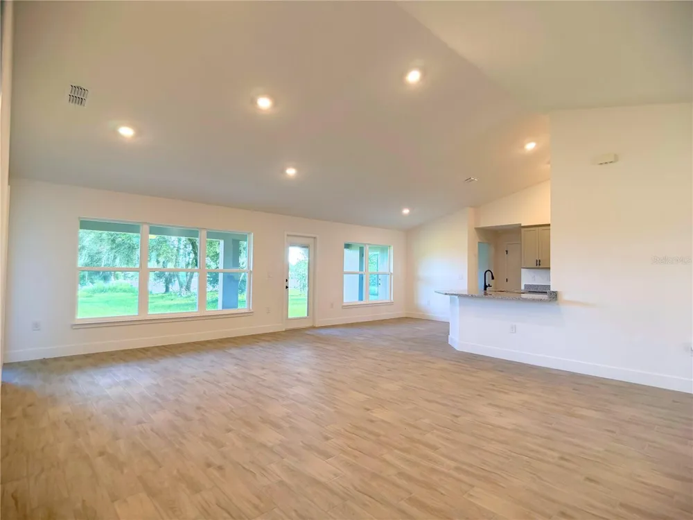 37041 HIDDEN VIEW CIRCLE Dade City, FL 33523