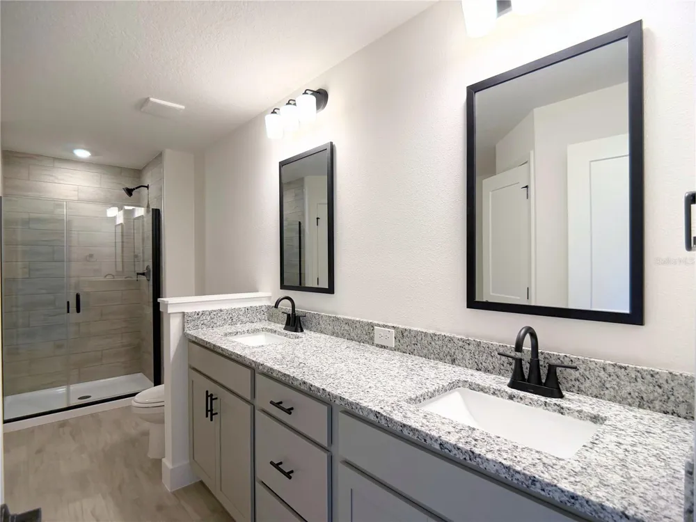 37041 HIDDEN VIEW CIRCLE Dade City, FL 33523