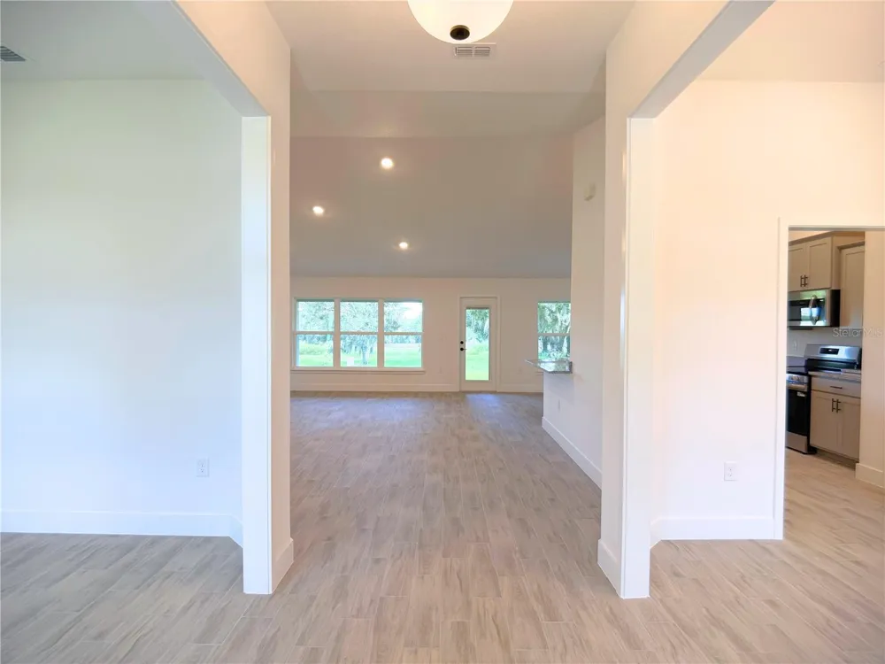 37041 HIDDEN VIEW CIRCLE Dade City, FL 33523