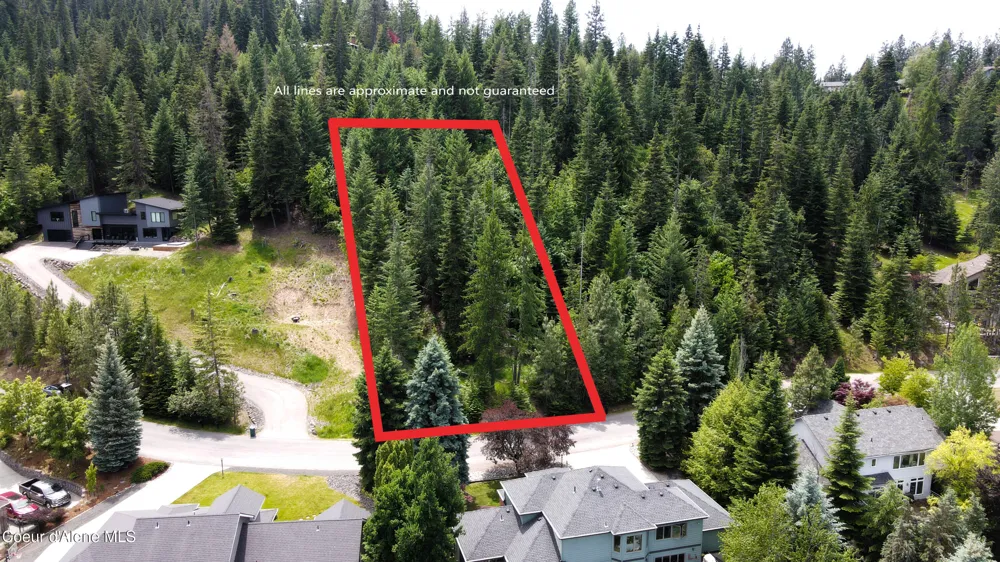 NNA E Lookout Dr Hayden, ID 83835