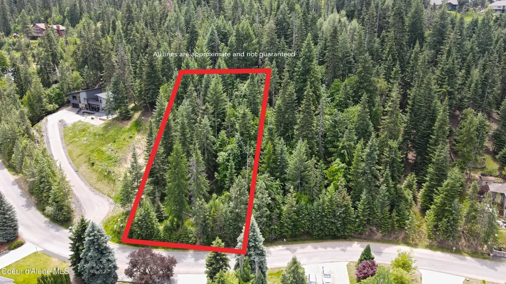NNA E Lookout Dr Hayden, ID 83835