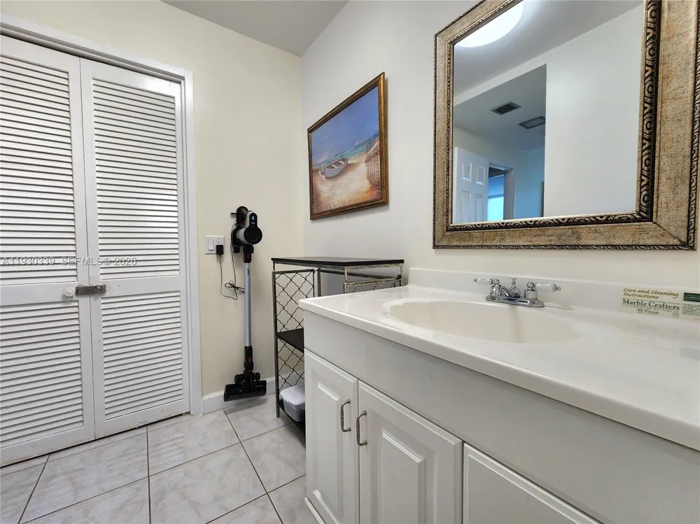 3505 S Ocean Dr #508 Hollywood, FL 33019