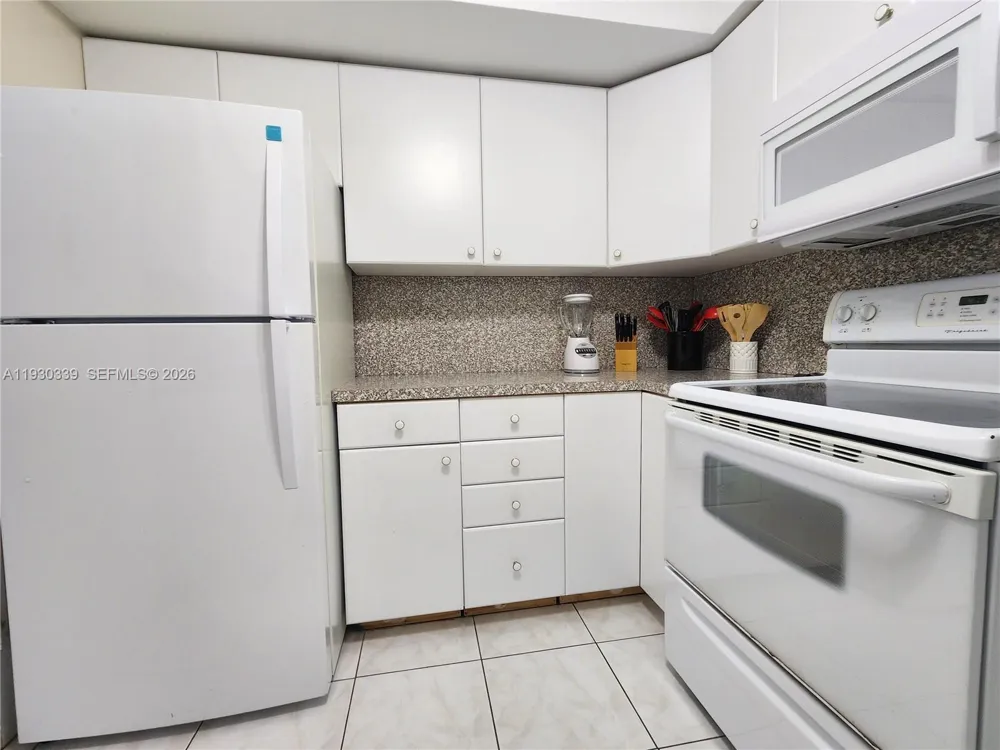 3505 S Ocean Dr #508 Hollywood, FL 33019