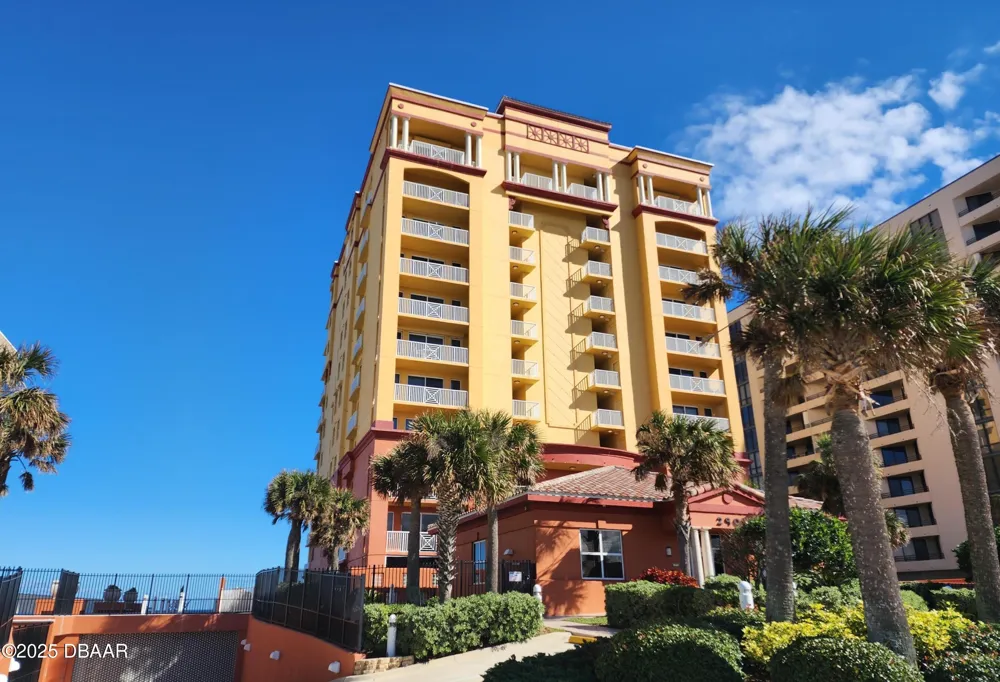 2901 S Atlantic Avenue #402 Daytona Beach Shores, FL 32118