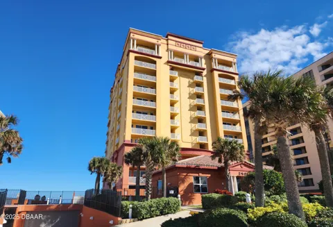 2901 S Atlantic Avenue #402