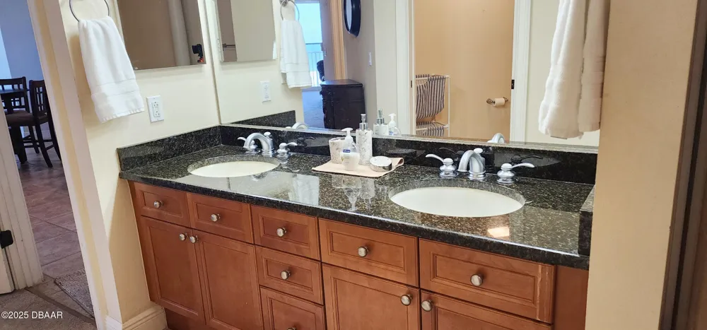 2901 S Atlantic Avenue #402 Daytona Beach Shores, FL 32118