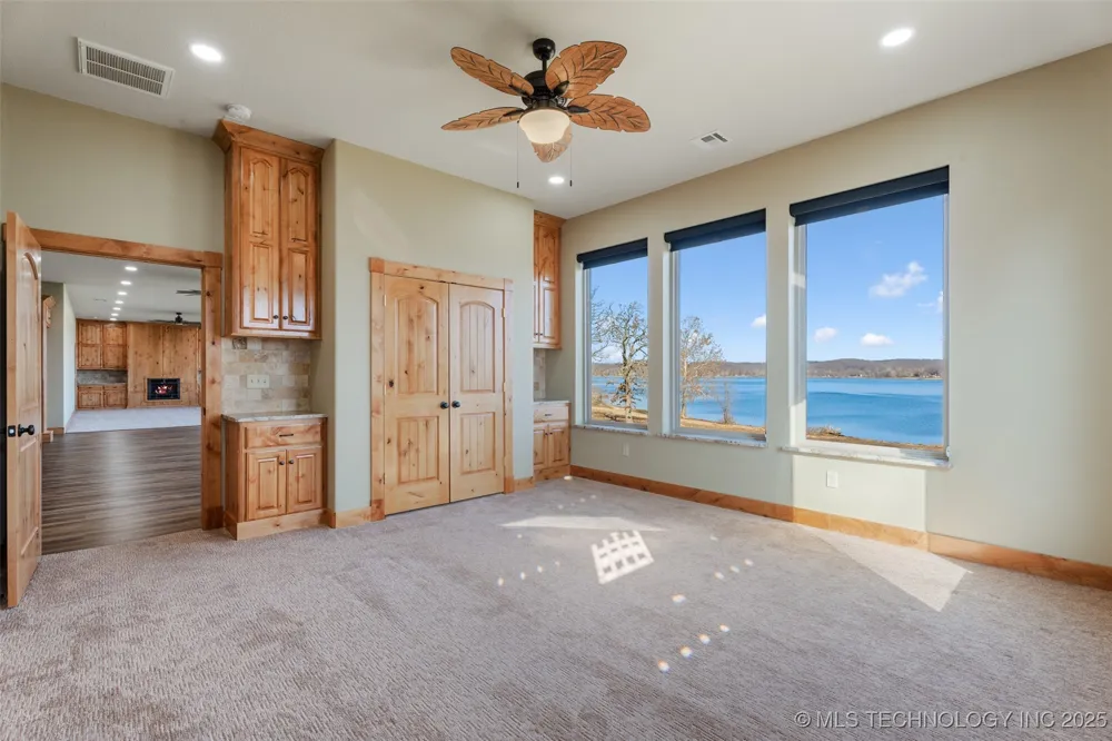 64521 E 256 PLACE Grove, OK 74344